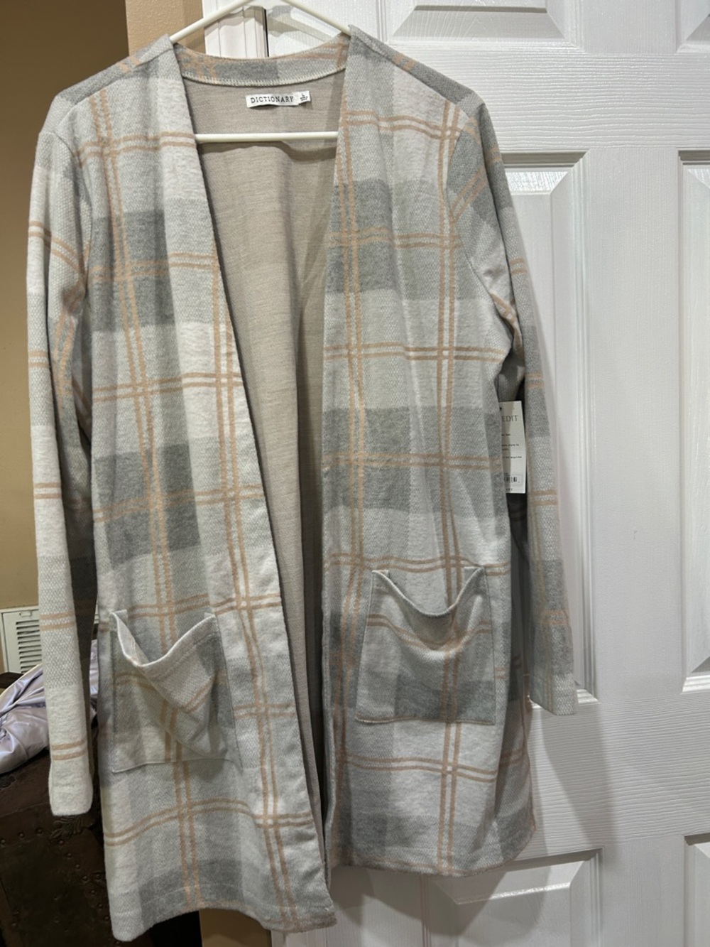 Dictionary Light Gray & Cream Plaid Open-Front Cardigan